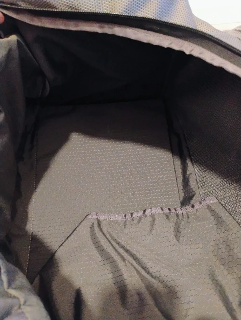Tumi durable gray
